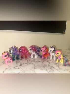 My Little Pony mostly G4 (7 figures)